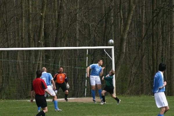 Punktspiel in Isserstedt am 06.04.2007