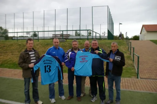 Trikotübergabe an 2. Mannschaft